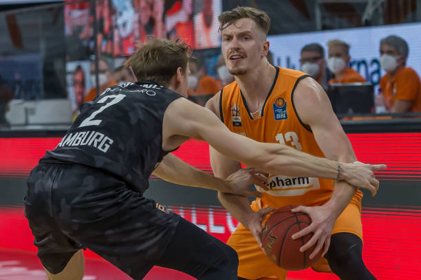 了诸多辉煌 了诸多辉煌