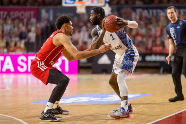 许多强队在 许多强队在